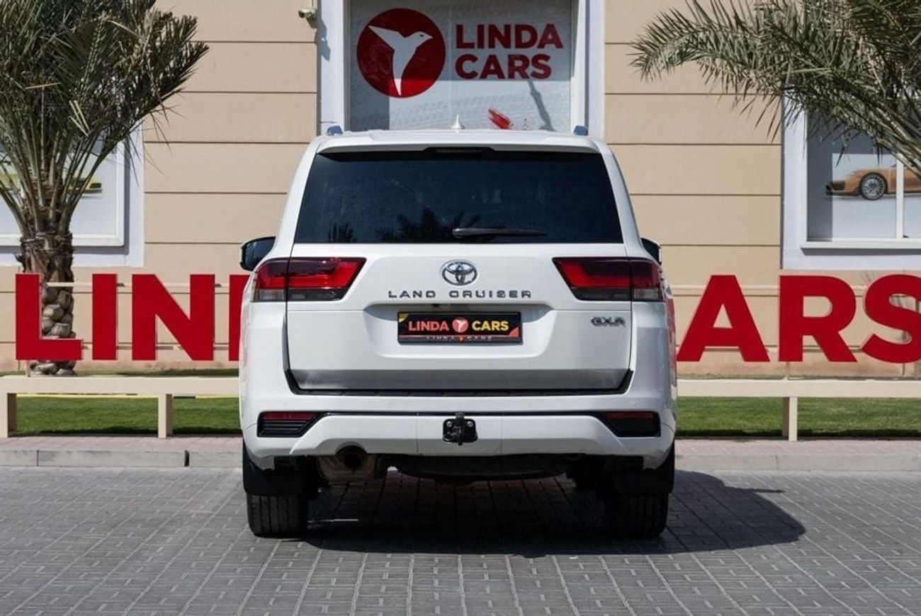 Toyota Land Cruiser GXR 3.5L Toyota Land Cruiser GXR 2022 GCC under Warranty with Flexible Down-Payment.
