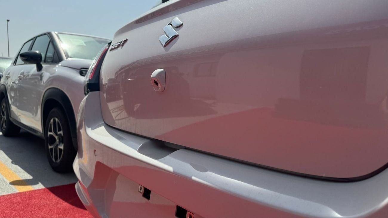 سوزوكي سويفت GLX 1.2L 2025 GLX Dual Tone - Petrol AT / New Stocks Available / Book Now!