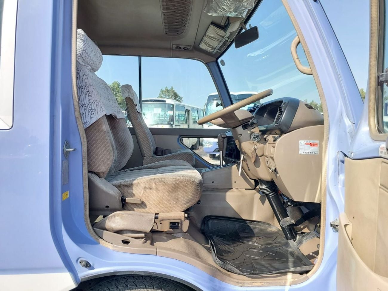 تويوتا كوستر (RAMADAN OFFER) TOYOTA COASTER BUS RHD 1997 MODEL 4.2 L DIESEL AUTOMATIC(PM09832)