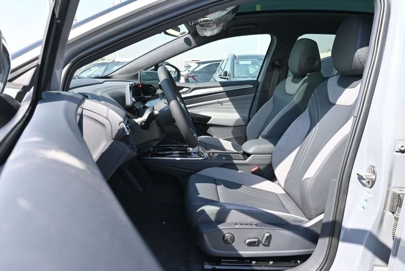 فولكس واجن ID.4 كروز Volkswagen ID.4 Crozz Lite Pro Model 2023 Color Nardo Grey (Export Price)