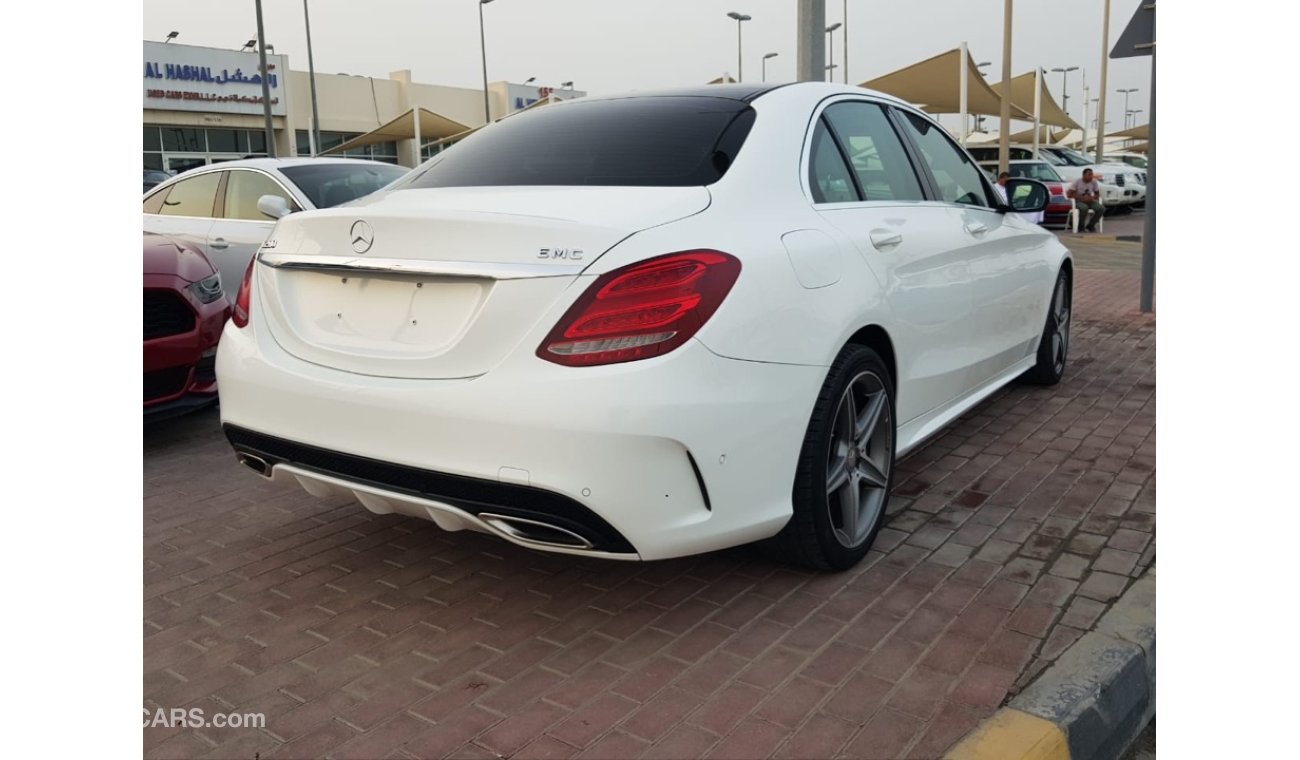 مرسيدس بنز C200 Mercedes Benz C200 model 2015 GCC car prefect condition full option low mileage 97000km only  panor