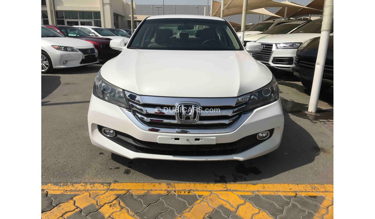 هوندا أكورد خليجي قابل للتصدير الى السعوديه