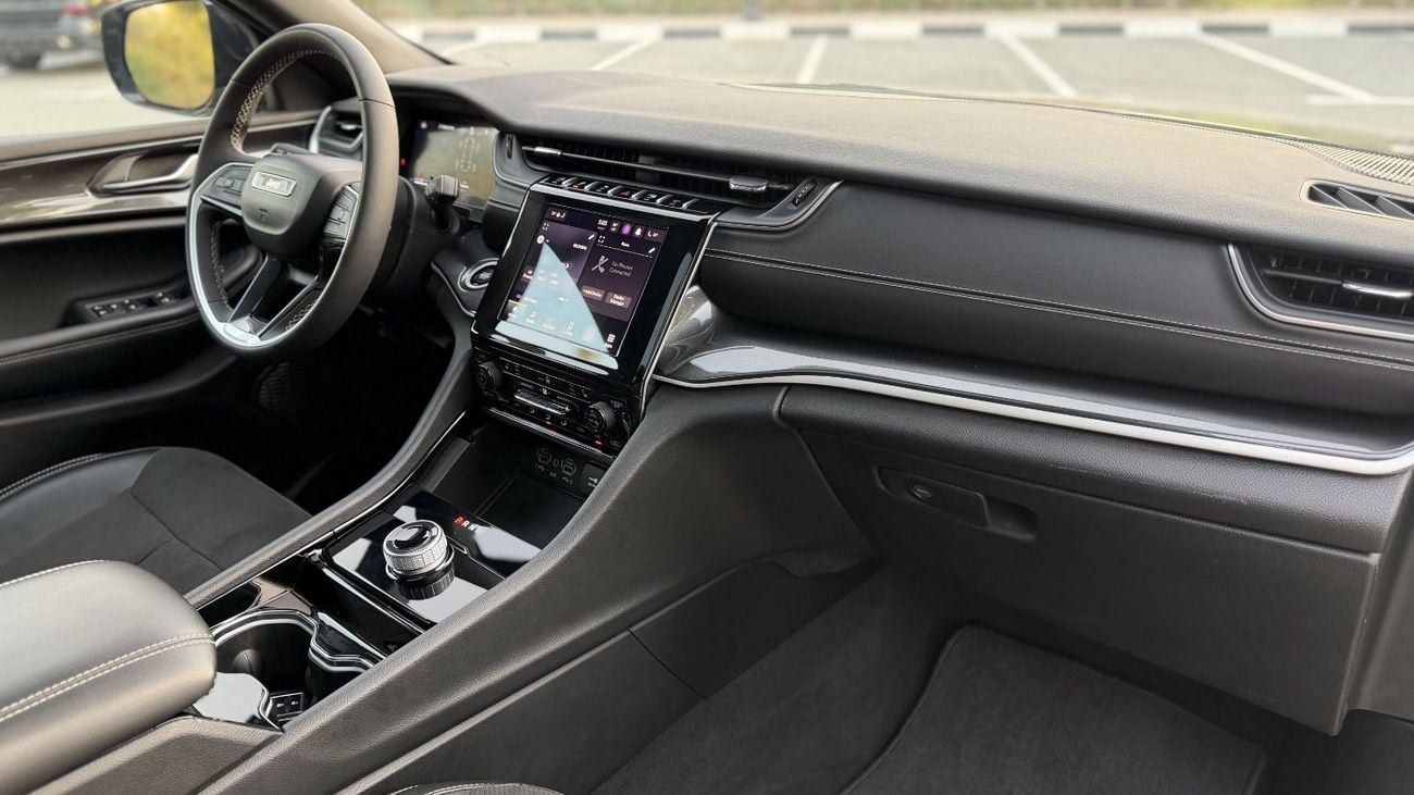 جيب جراند شيروكي L – Laredo 4x4 2023 American