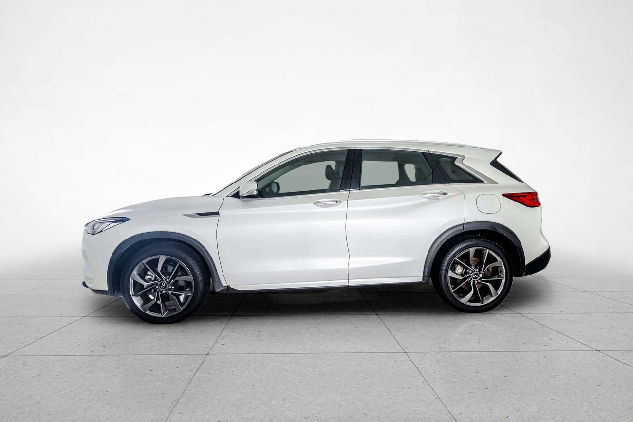 إنفينيتي QX50 LUXE 3.0