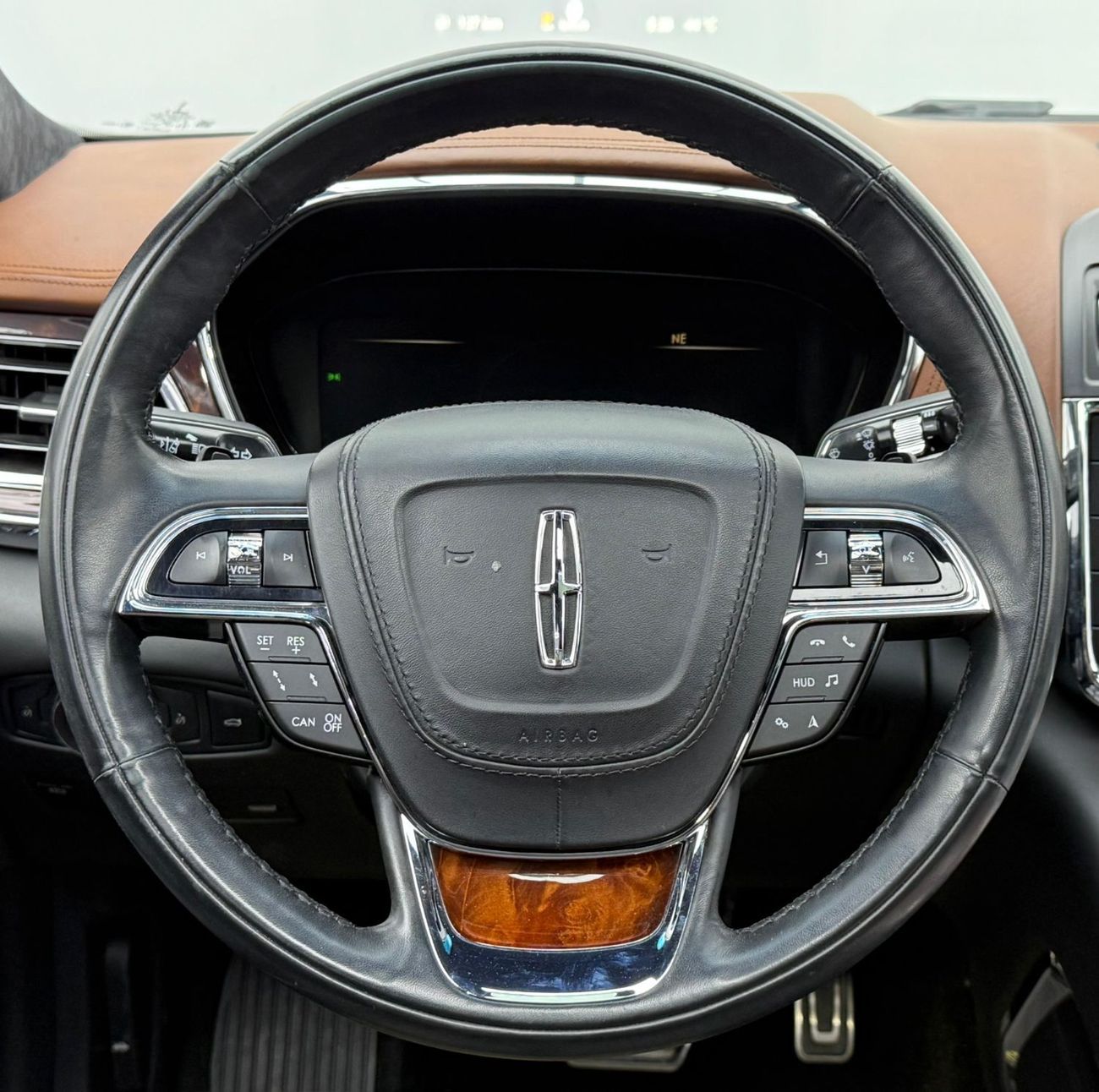 Lincoln Continental Presidential 3.0L 2019 Lincoln Continental Presidential, Warranty, Full Lincoln Service History, Ver