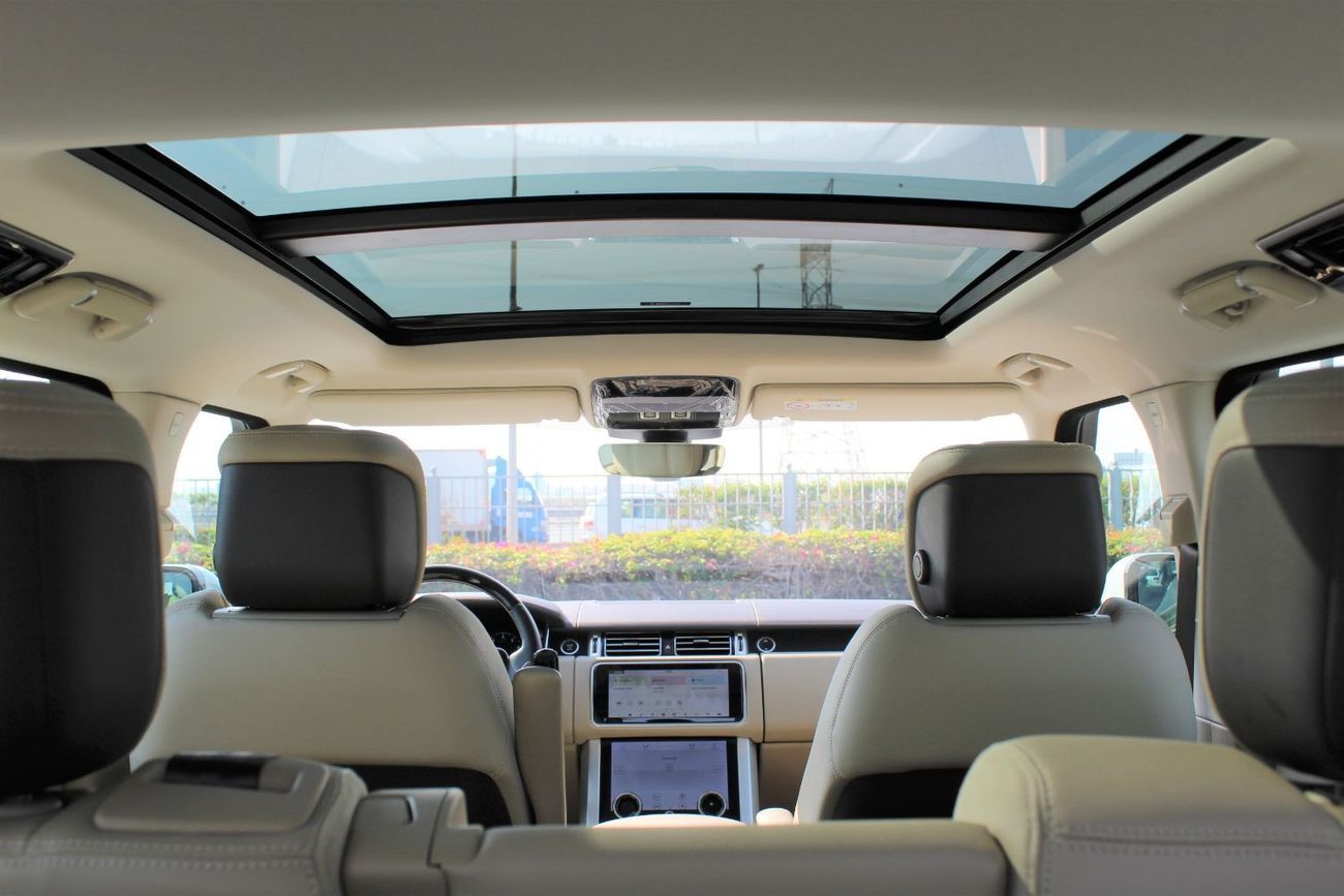 Land Rover Range Rover V6 UNDER WARRANTY GCC MINT IN CONDITION