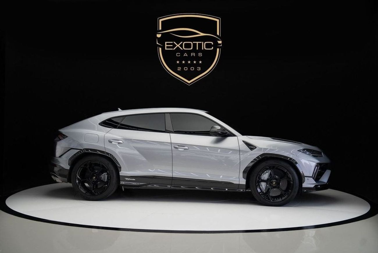 لامبورغيني اوروس 4.0T V8 Performante