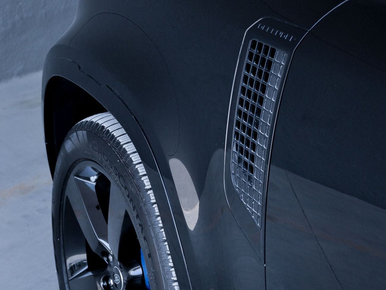 لاند روفر ديفندر 90 X P525 5.0L