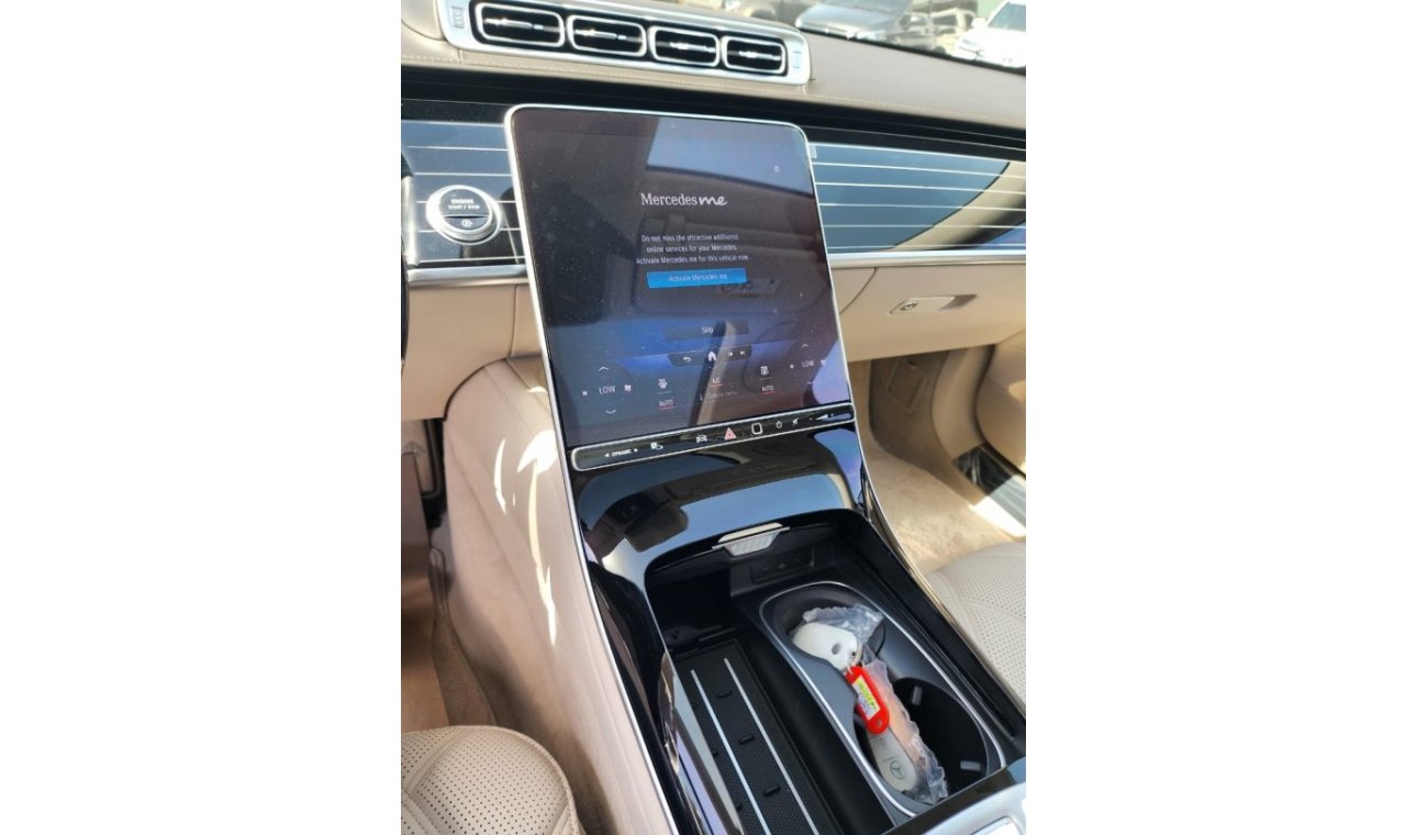 مرسيدس بنز S680 Maybach MERCEDES MAYBACH / S680 / GCC / WITH WAREENTY