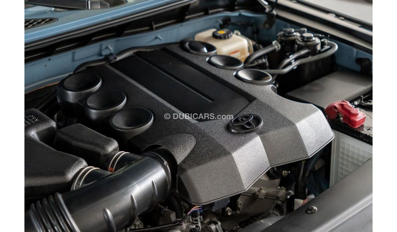 Toyota FJ Cruiser 2017 Toyota FJ Cruiser Xtreme / Full Service History