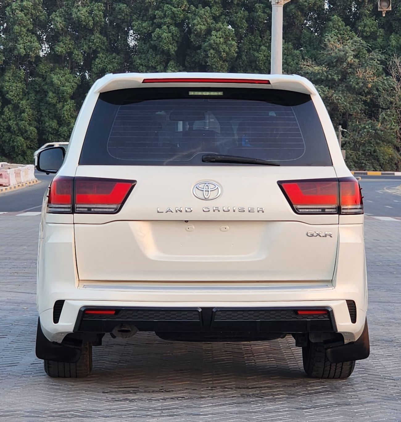 Toyota Land Cruiser GXR V6 MODEL 2014 UPGRADE 2024