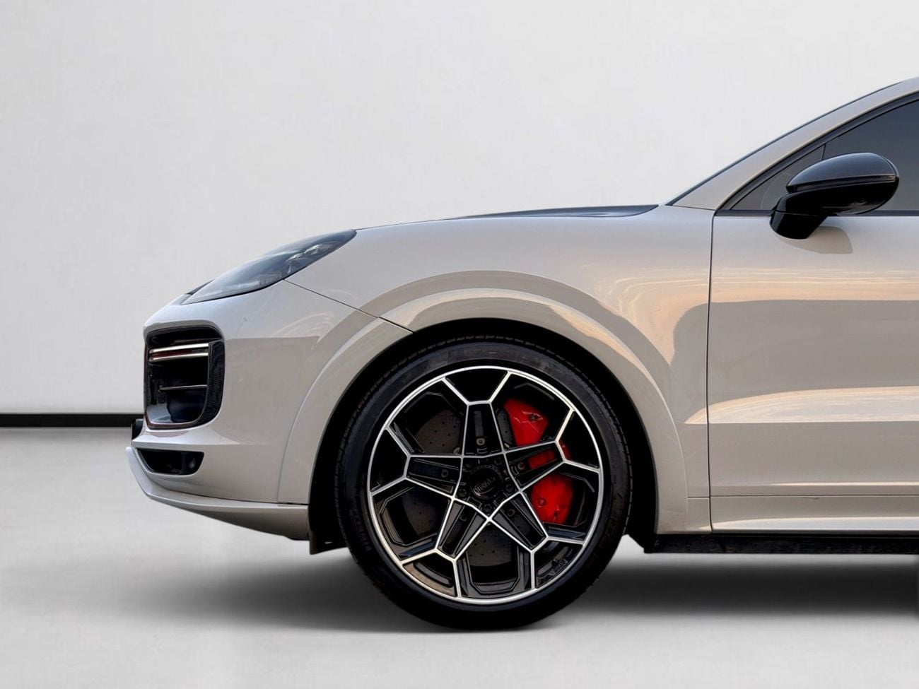 Porsche Cayenne AED 8,640 P.M | 0% DOWN PAYMENT | PORSCHE CAYENNE TURBO GT | SERVICE HISTORY | 2022 | EURO SPECS