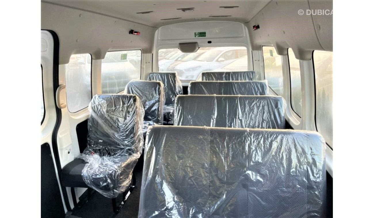 Nissan Urvan 13 seats