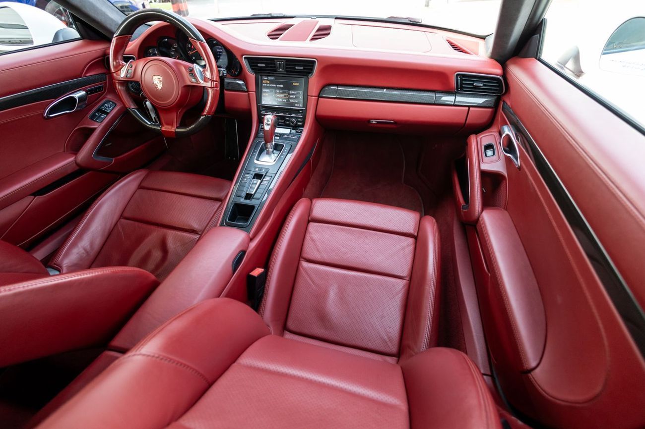 Porsche 911 Carrera 3.4L Coupe