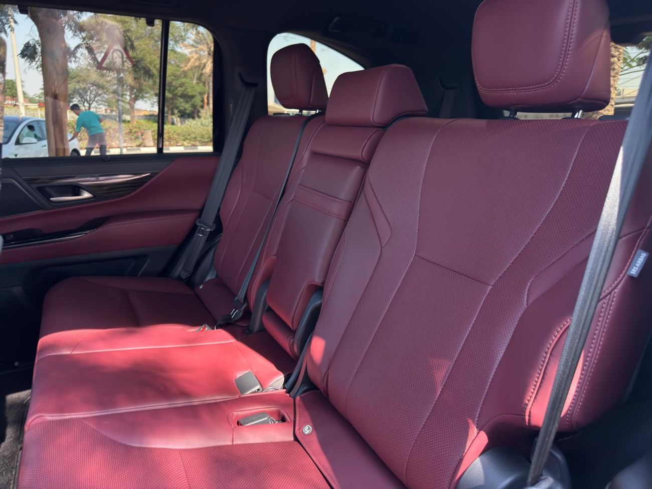 Lexus LX 600 Signature 3.5L ( CYL)