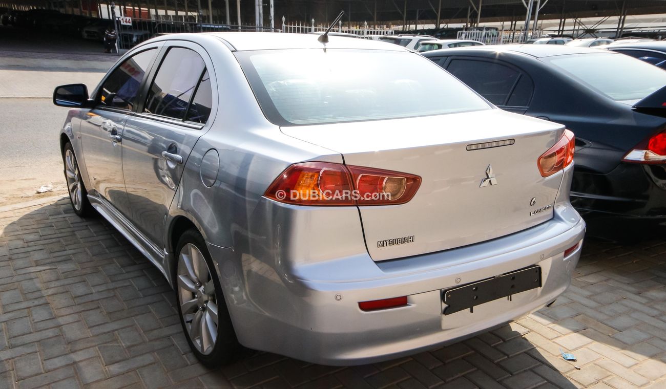 Mitsubishi Lancer