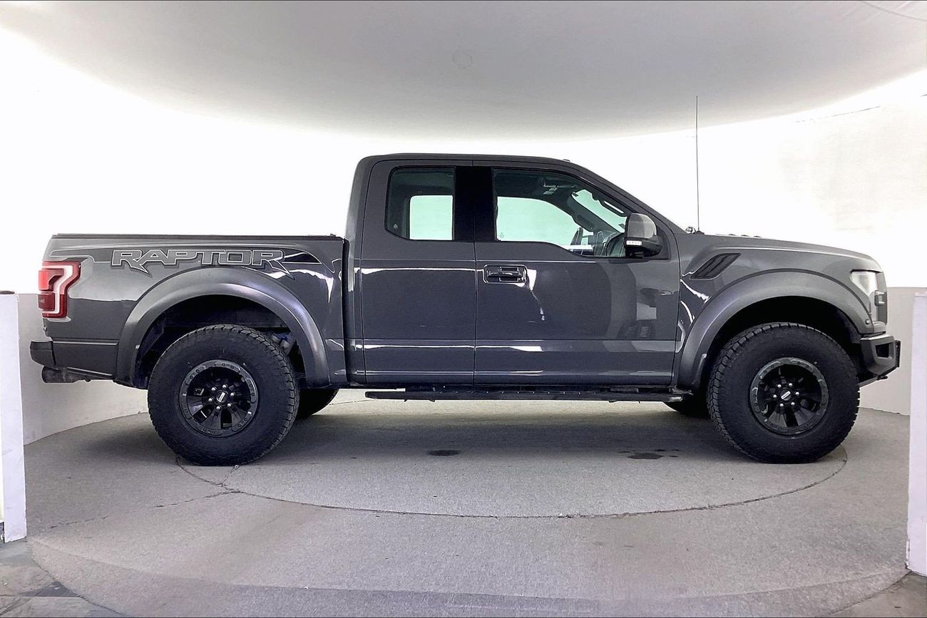 Ford F 150 Raptor Luxury - Super Cab | Guaranteed Warranty | 0 Down Payment