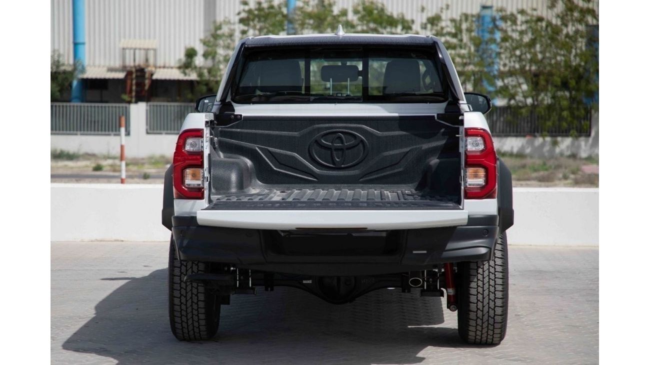 Toyota Hilux 2023 Toyota Hilux 4.0 GR-Sport - White Pearl Inside Black | Export Only