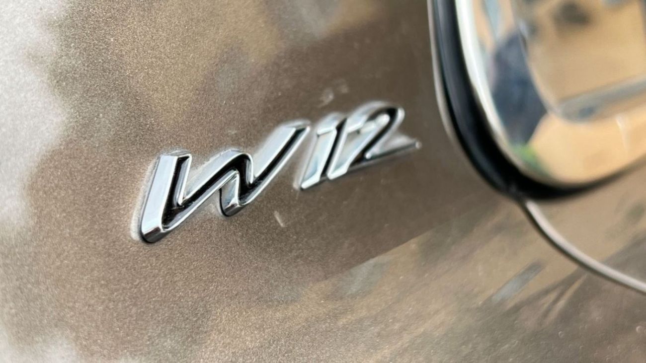 Bentley Flying Spur Bentley Flying Spur 2014 | GCC | W12 | Full Service History | Clean Car