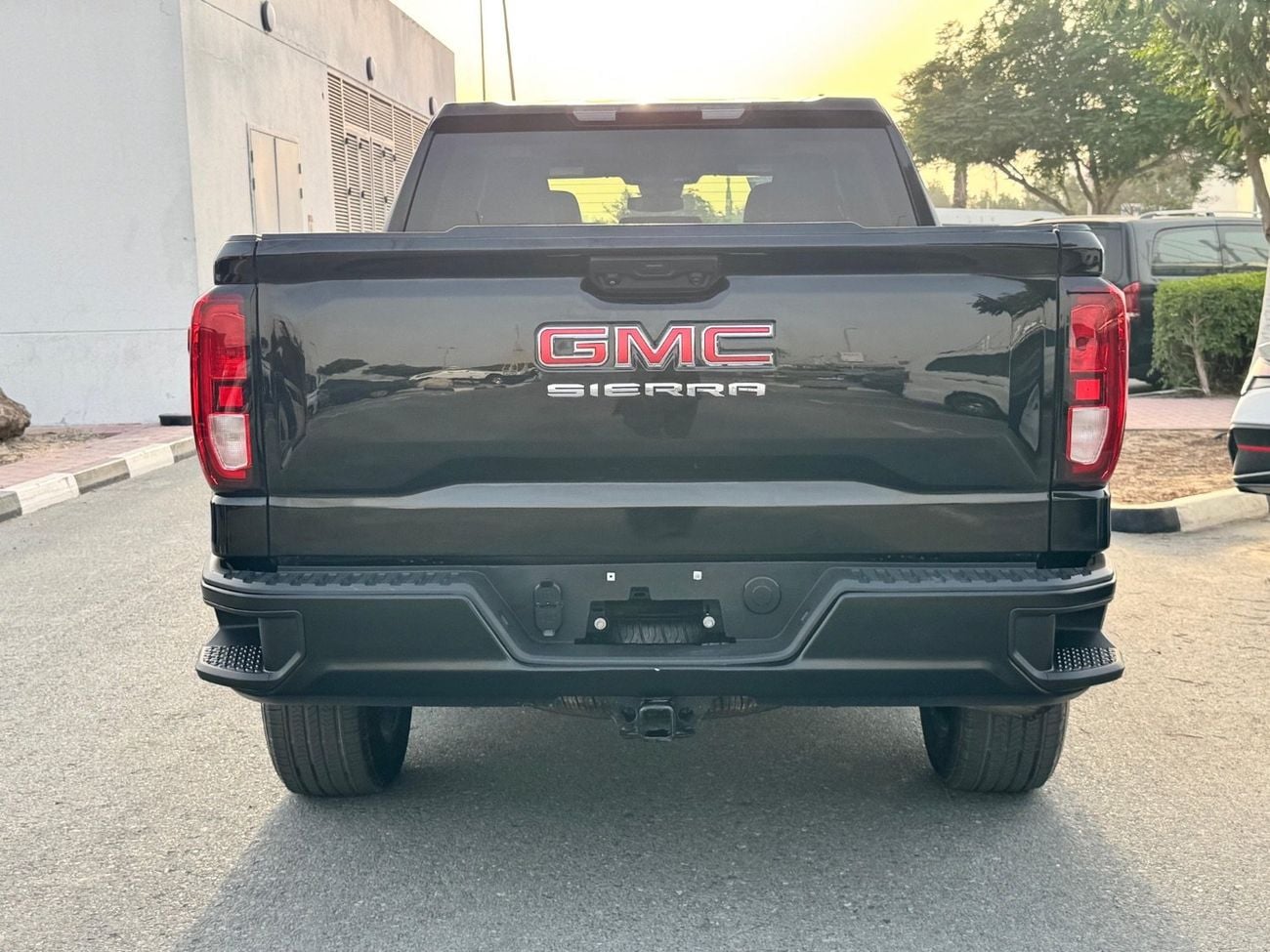 جي أم سي سييرا 2.7T SLE Crew Cab (FWD)