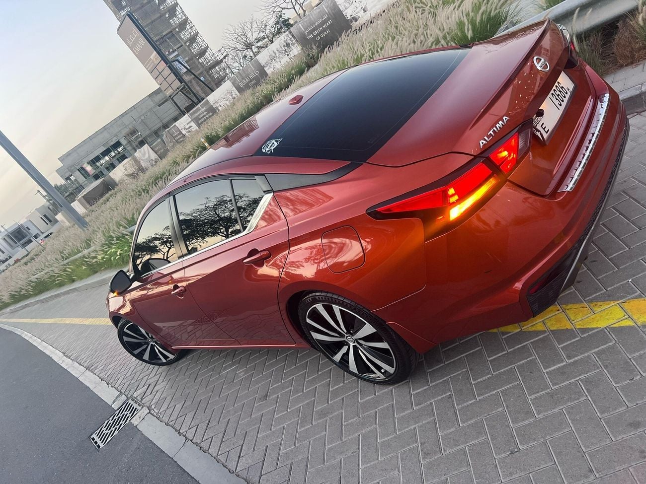 نيسان ألتيما