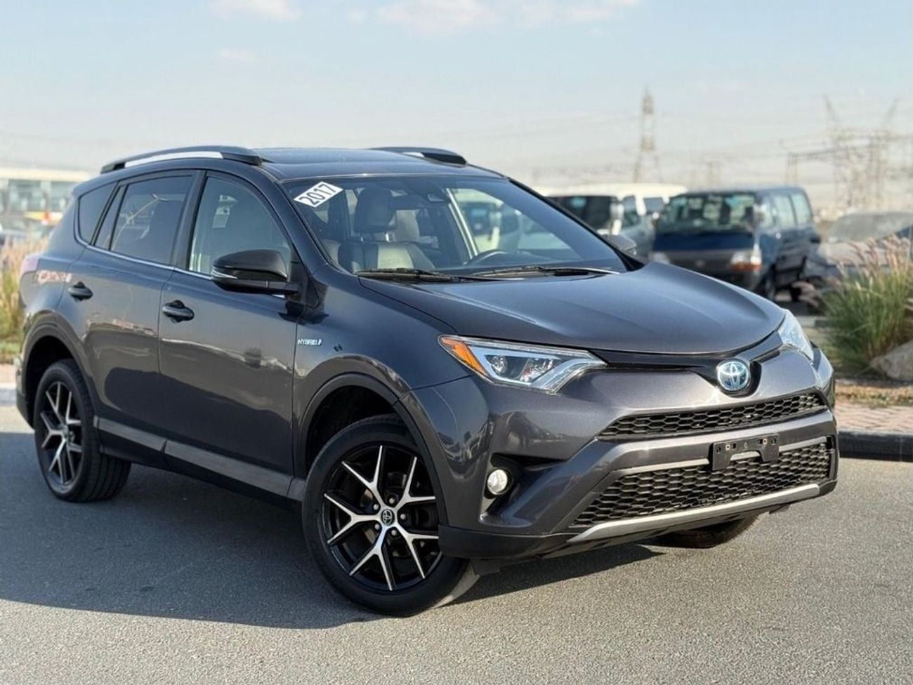 Toyota RAV4 Hybrid TOYOTA RAV4 SE Full Option