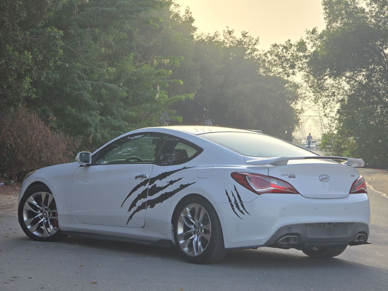 Hyundai Genesis HYUNDAI GENESIS V4 TURBO 2016 KOREAN FULL OPITION // PERFECT CONDITION