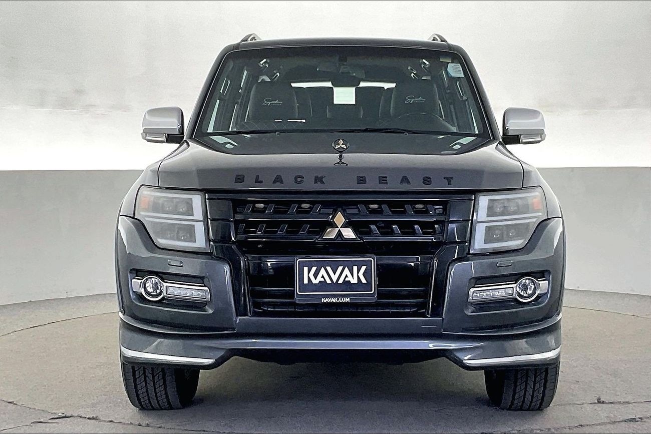 Mitsubishi Pajero Signature Edition | National Day Celebration | Guaranteed Warranty | 0 Down Payment