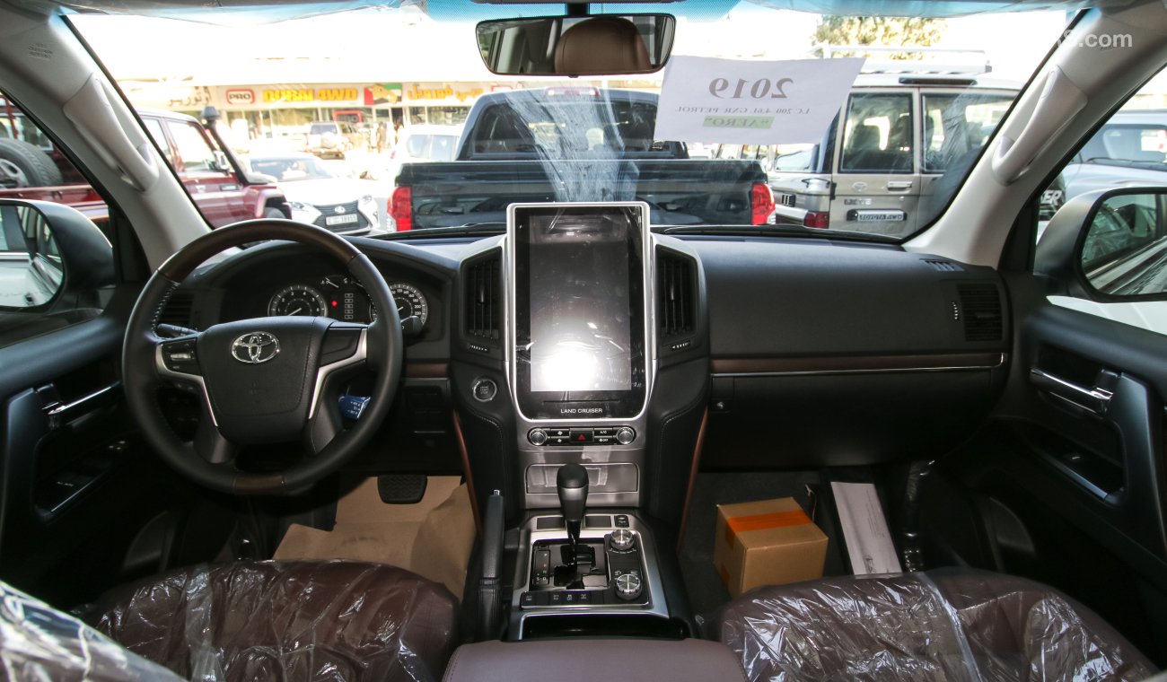 Toyota Land Cruiser 4.6L Petrol Automatic
