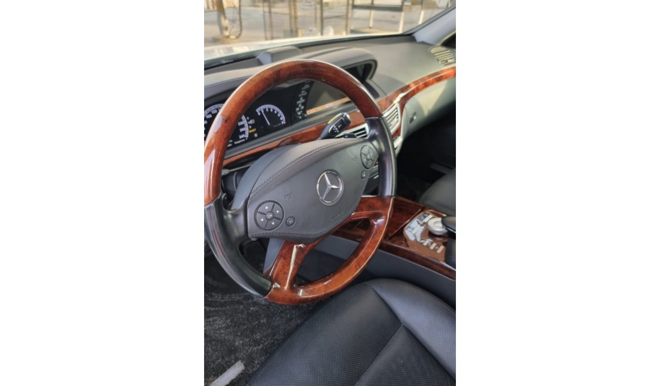 Mercedes-Benz S 400