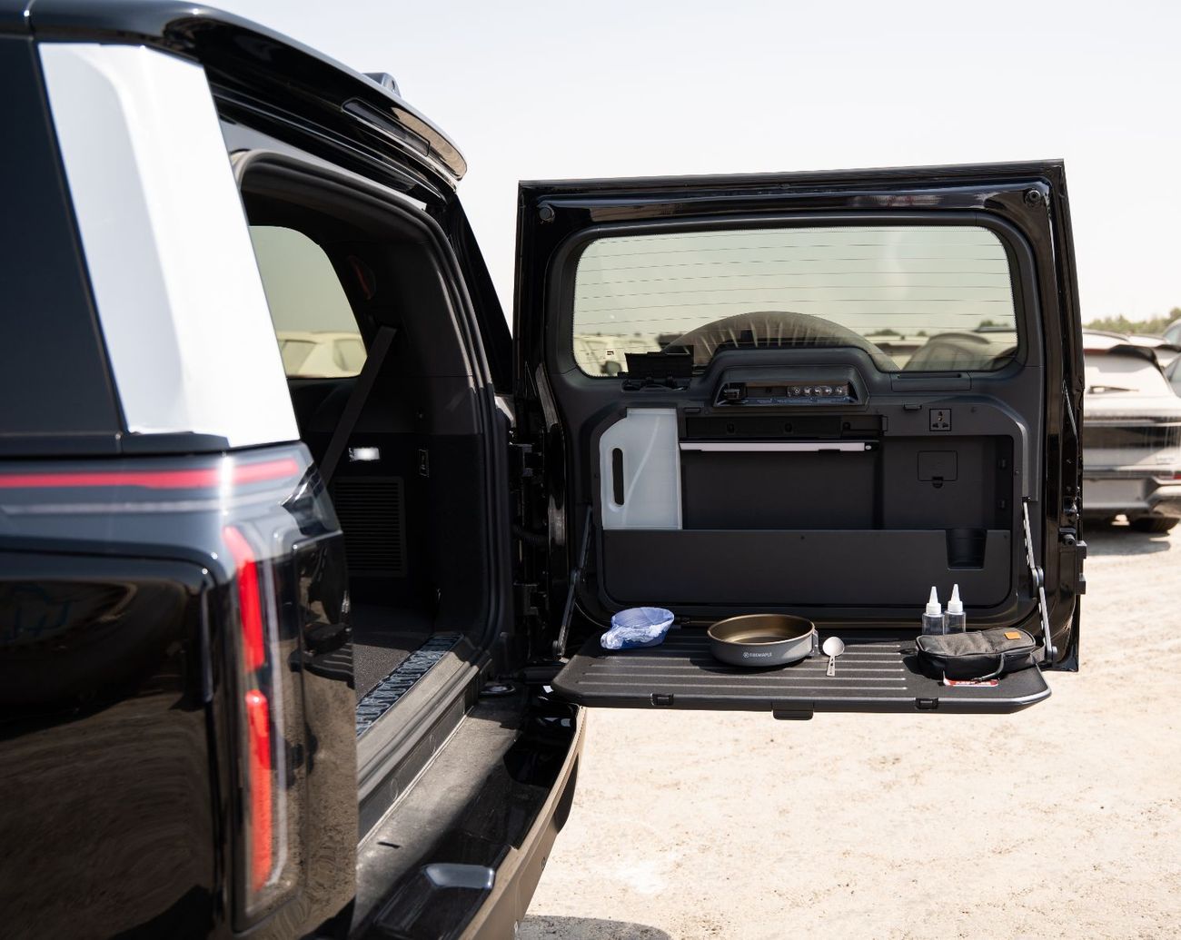 روكس 01 ROX 01 || With Mini Kitchen || Range 1115 KM