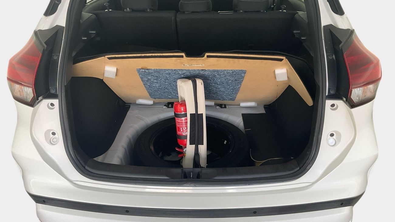 Nissan Kicks SV | Guaranteed Warranty | 0 Down Payment