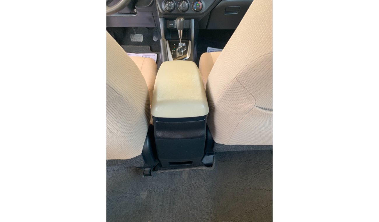 Toyota Corolla Toyota Corolla  model 2015 Gcc very celen car price 30,000 km