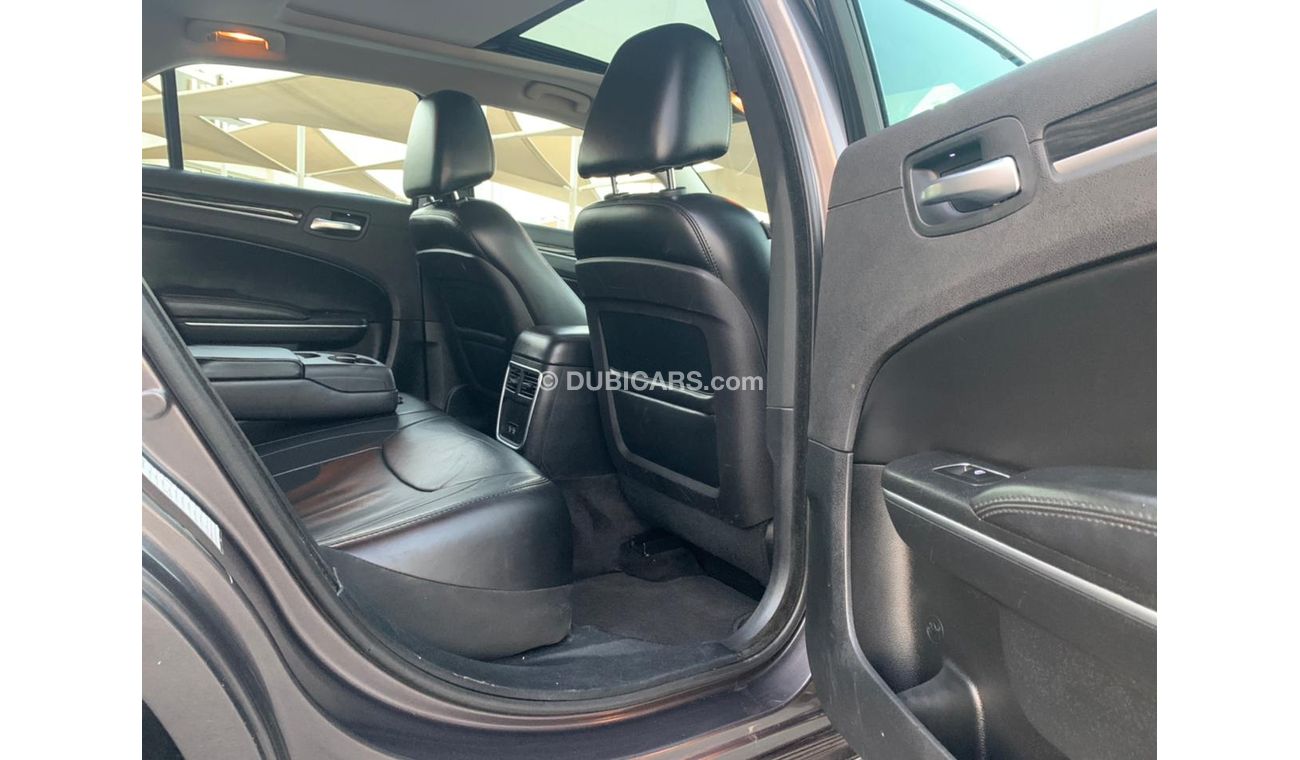 Chrysler 300C Chrysler C300 _2016_Excellent_Condithion _Full opshin