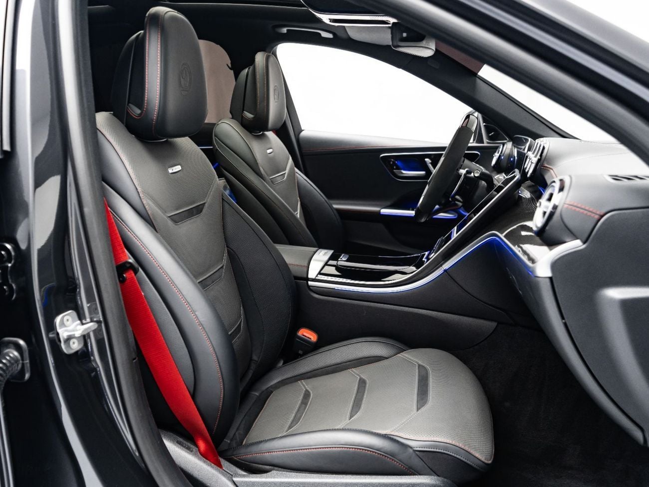 مرسيدس بنز C 63S AMG 2024 Mercedes C63s AMG E-Performance, Mercedes Warranty + Service Contract, GCC, Low KMs