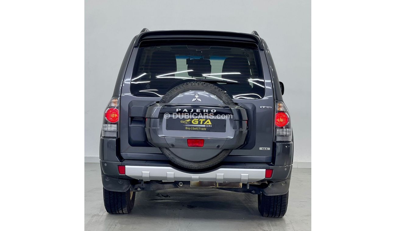 Mitsubishi Pajero GLS Top 2016 Mitsubishi Pajero 3.8L SWB, Full Mitsubishi History, Low Kms, GCC