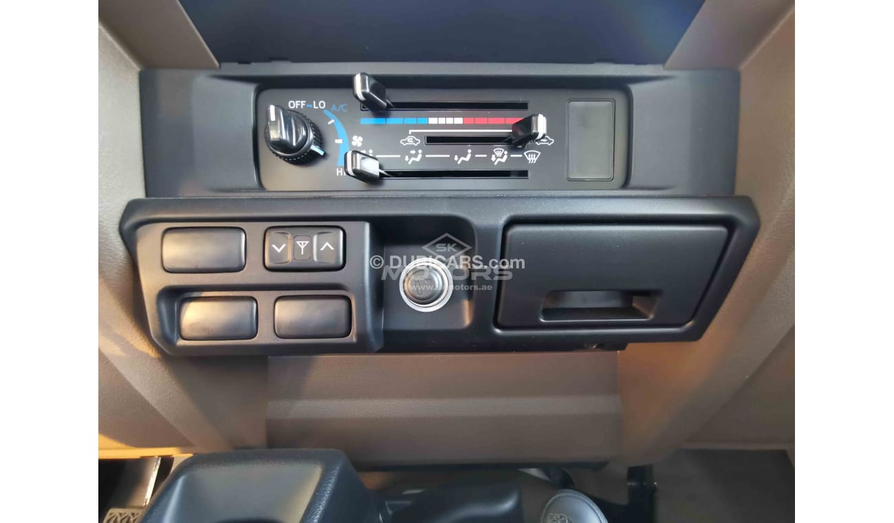 Toyota Land Cruiser 70 4.2L Diesel, 16" Alloy Rims, 4WD Gear Box, Xenon Headlights, CODE - HTLX76