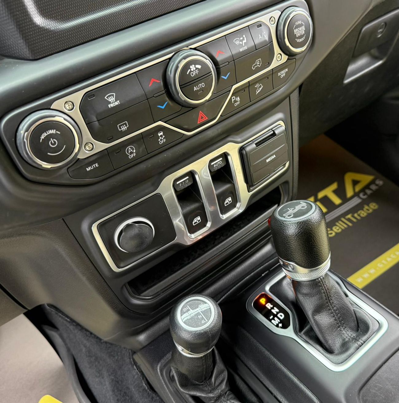 Jeep Wrangler Sport 3.6L A/T (4 Seater) 2018 Jeep Wrangler Sport, Service History, Fully Loaded, Excellent Conditi