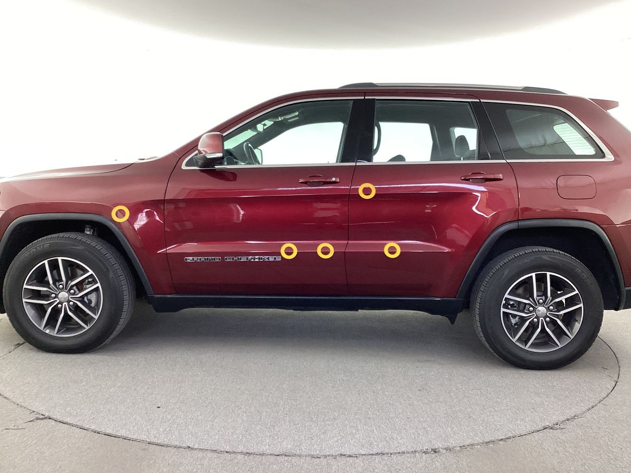 جيب جراند شيروكي Laredo | National Day Celebration | شامل الضمان | 0 ﺪﻔﻋﺓ ﺃﻮﻟﻯ