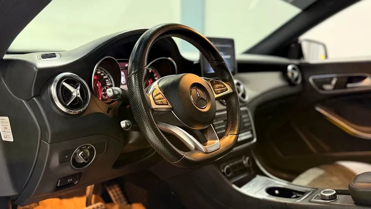 مرسيدس بنز CLA 250 4MATIC