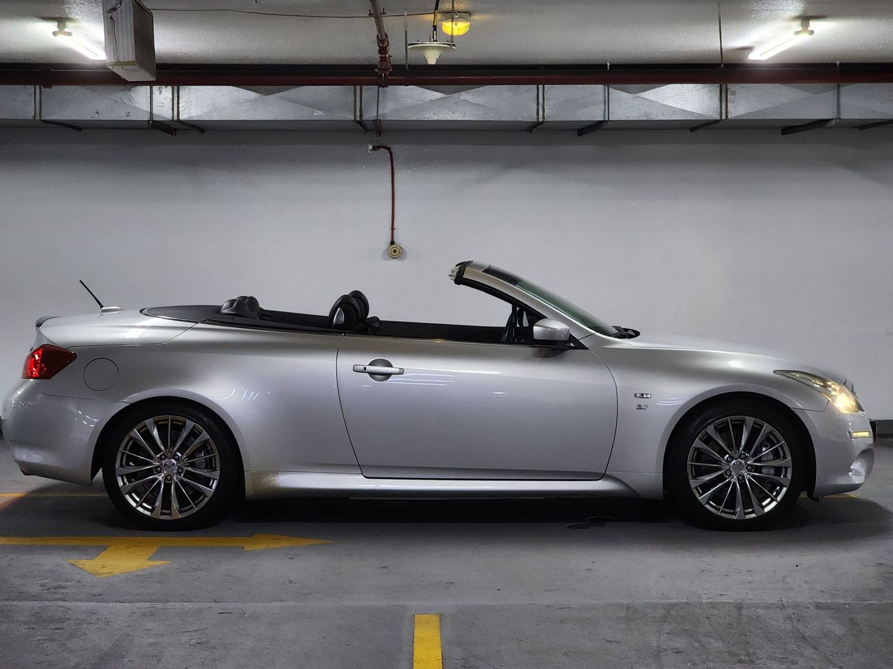 إنفينيتي Q60