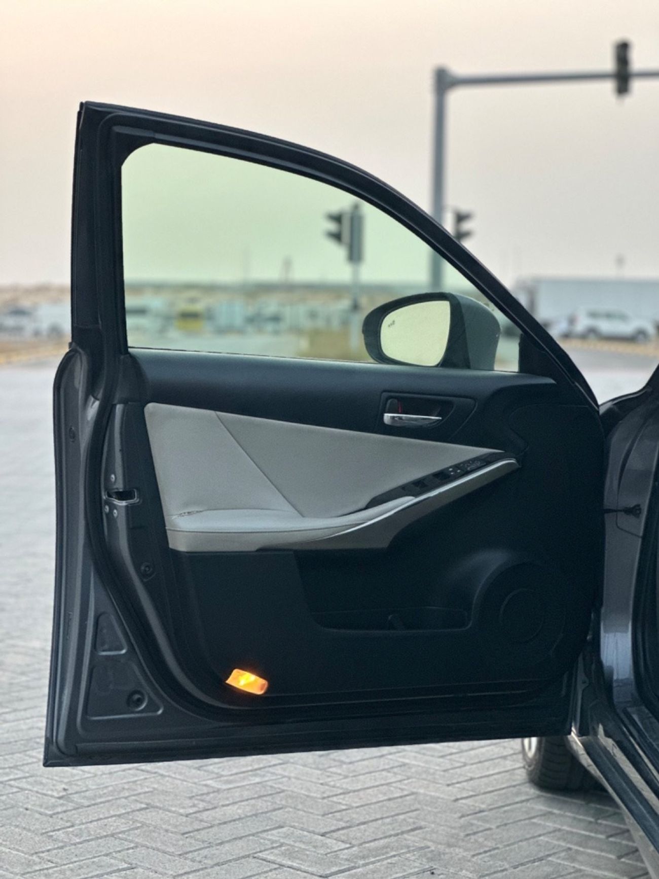 Lexus IS 200 MODEL 2016 car perfect condition inside perfect condition inside and outside