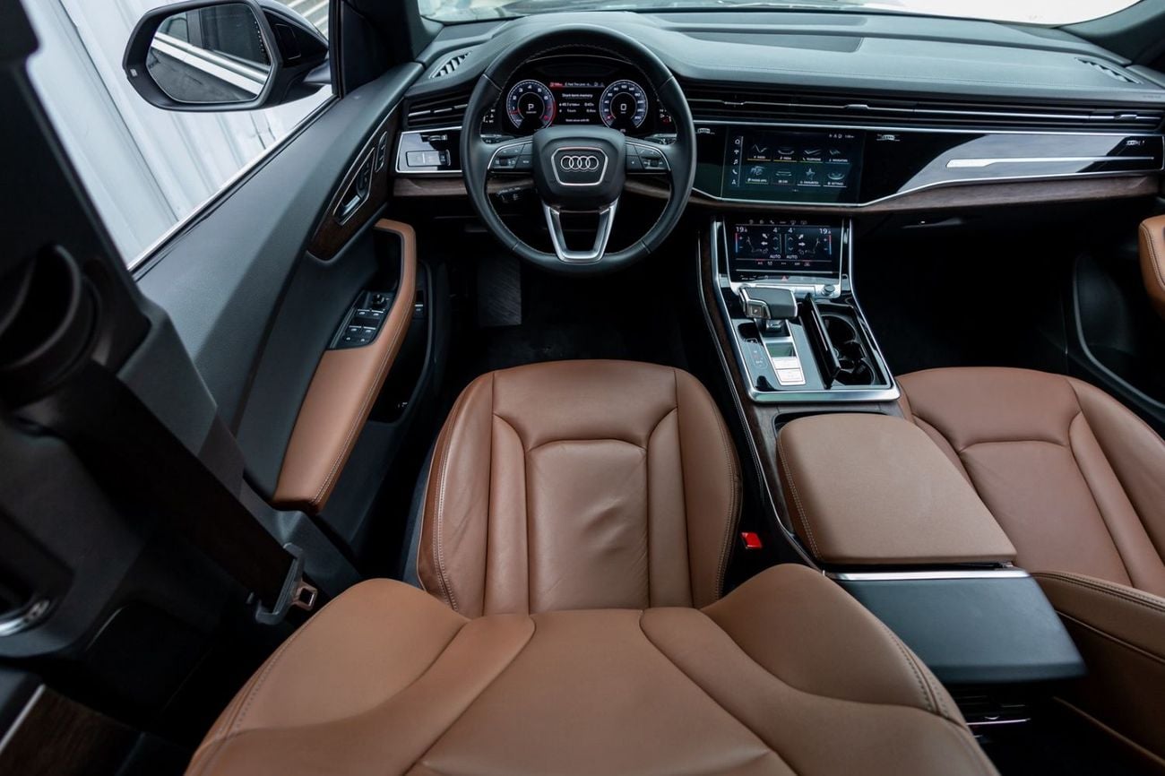 Audi Q8 55 TFSI quattro (340 HP) 2024 Audi Q8 55TFSI Quattro GCC | Agency Warranty | Service Contract