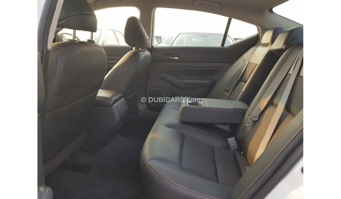 نيسان ألتيما 2022- Nissan Altima SR, 2.5L Petrol, Perfect Condition, Buy and drive