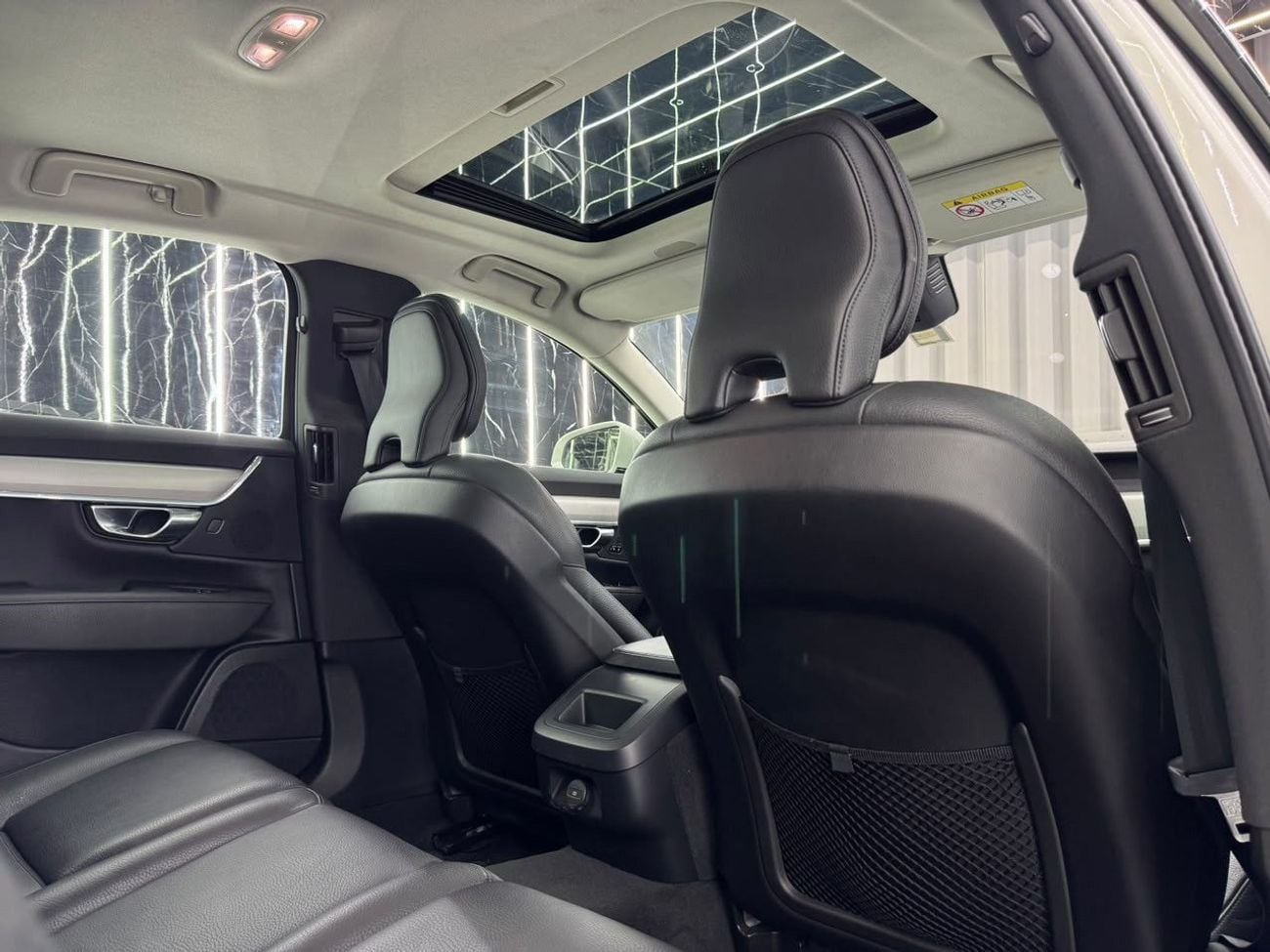 فولفو S90 Volvo S90 B5 | GCC | Original Paint | Well Maintained