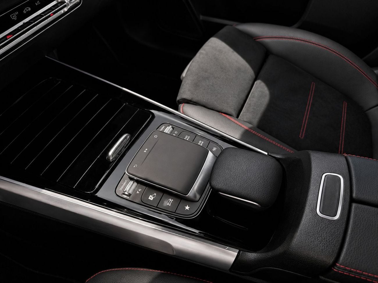 Mercedes Benz GLB250