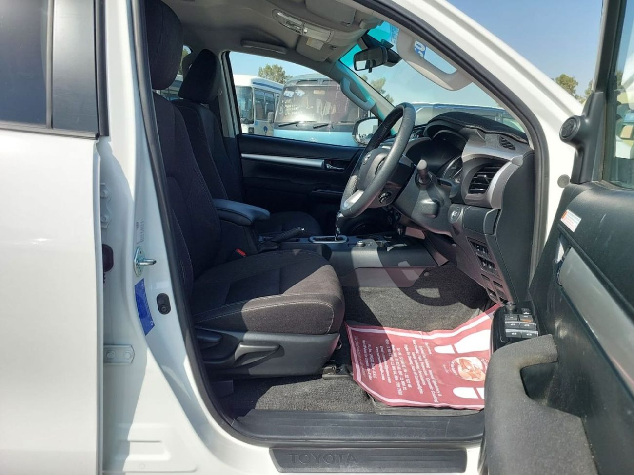 Toyota Hilux TOYOTA HILUX SR5 PICK UP RHD 2024 MODEL 2.8L DIESEL AUTOMATIC(PM21263)