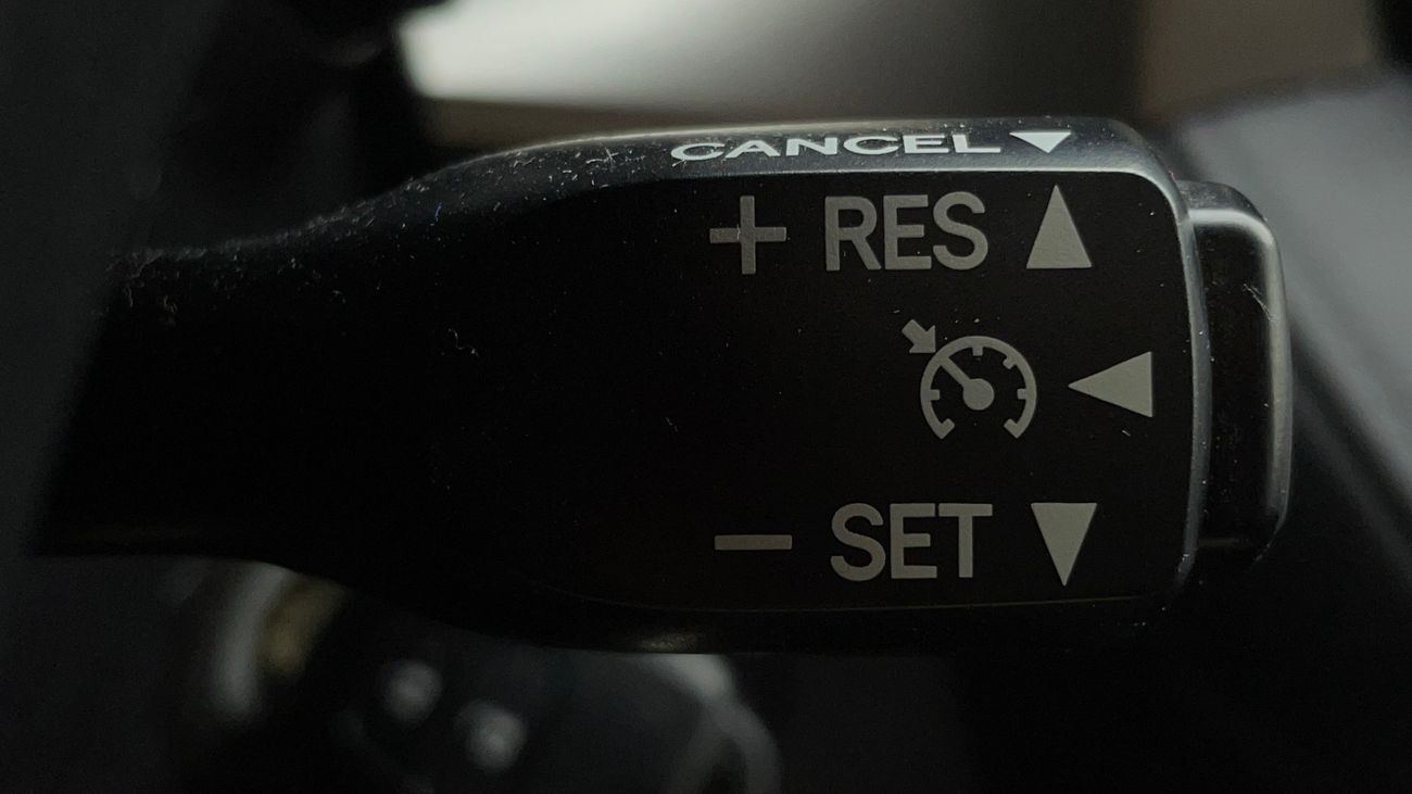 تويوتا راف ٤ EX 2.5 | بدون دفعة مقدمة | اختبار القيادة في المنزل