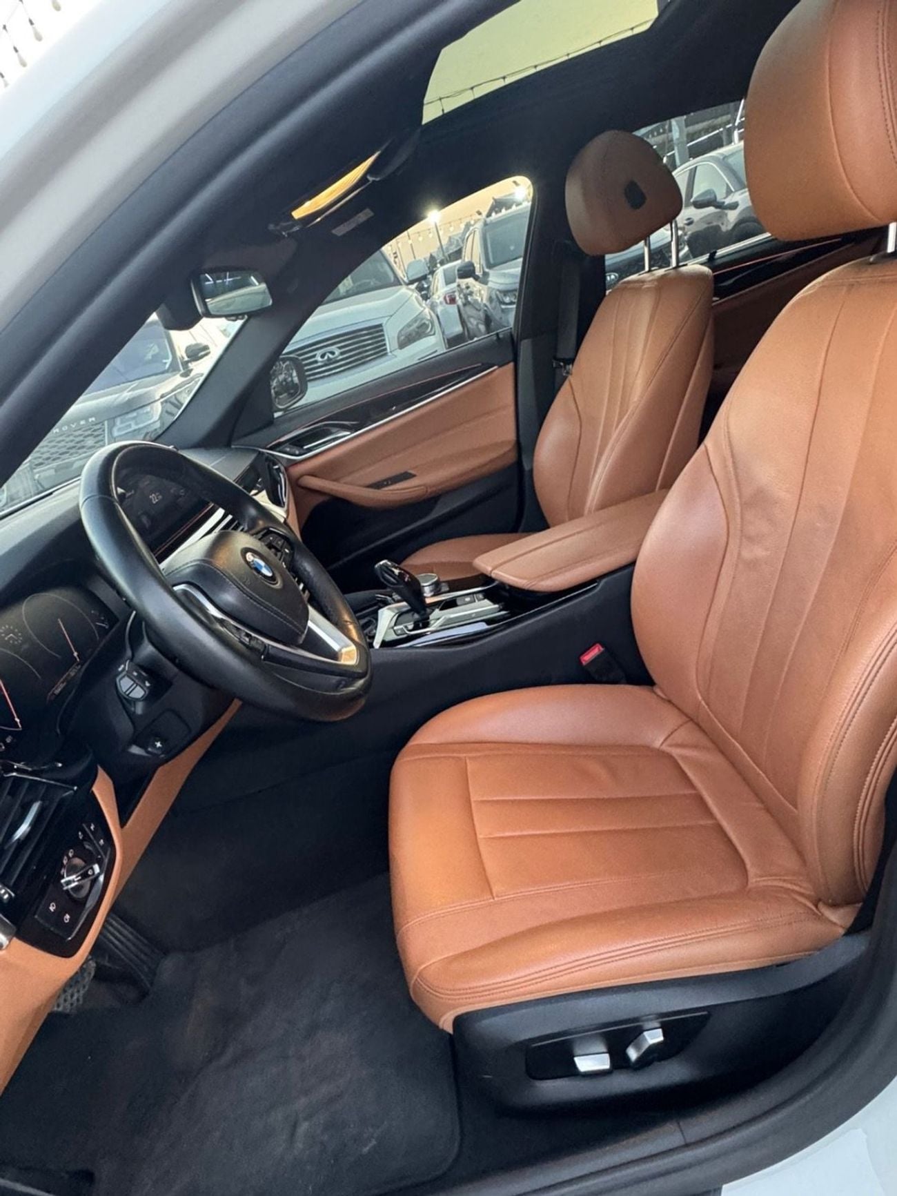 بي أم دبليو 520i Executive 1.6L