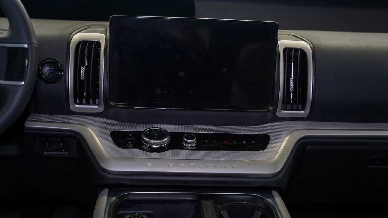 Ford Expedition PLATINUM Active 3.5L (400 HP) 4WD